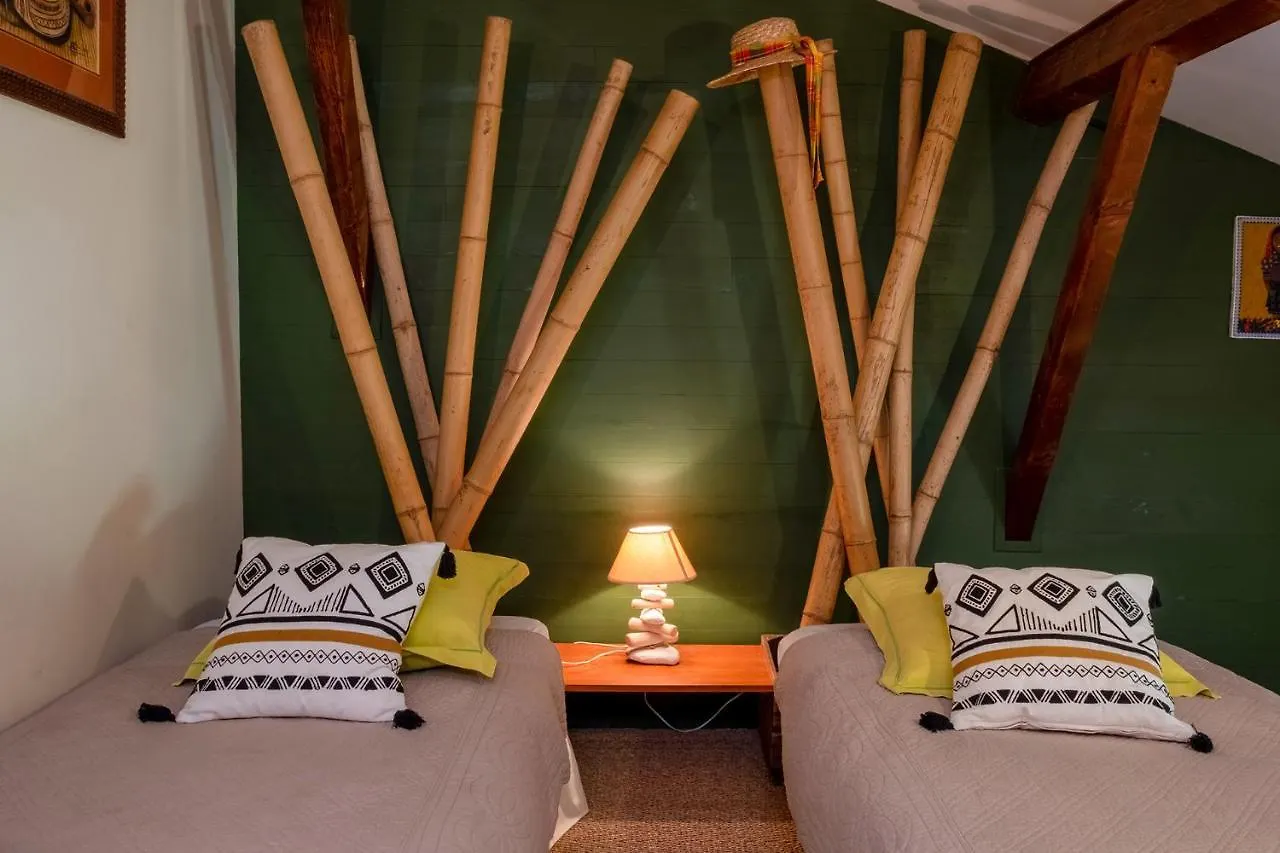 Chambre D'Hotes Belair Eaunes 3*,  France